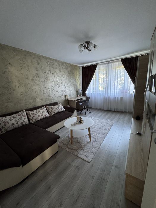 Apartament de inchiriat