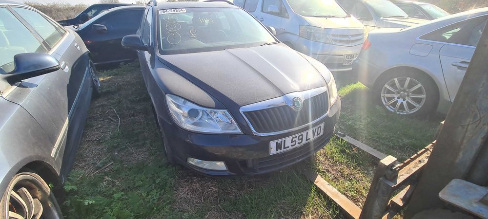 Skoda Octavia, на части.