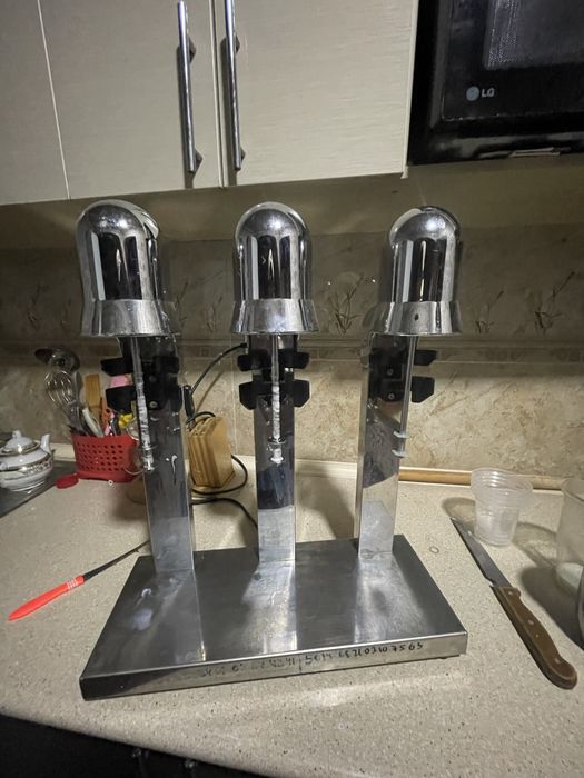 Kokteyl aparat full komplekt sotiladi srochno