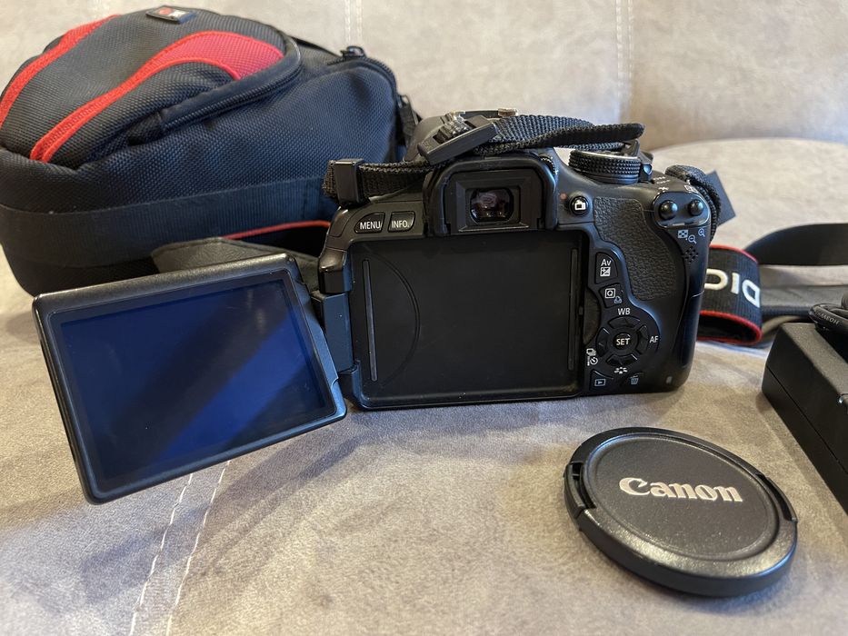 Продам canon 600d