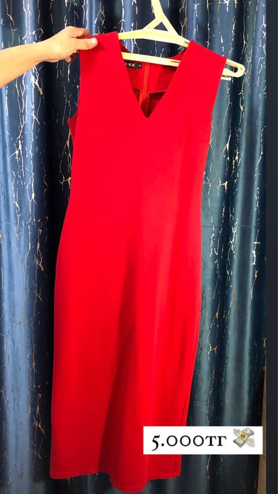 Продам платье