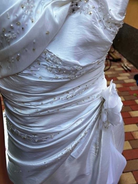 Rochie de mireasa marimea 48
