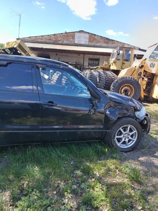 Продам машину Suzuki
