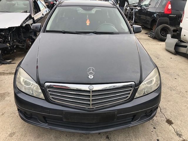 Dezmembrez Mercedes  C Class W204 2008 2.2 Cdi