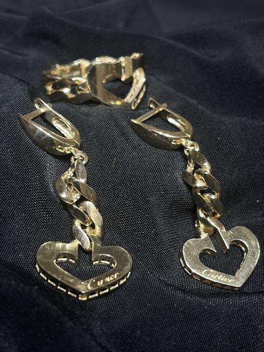 Золотые излелия.