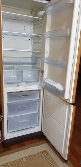 Хододильник Indesit