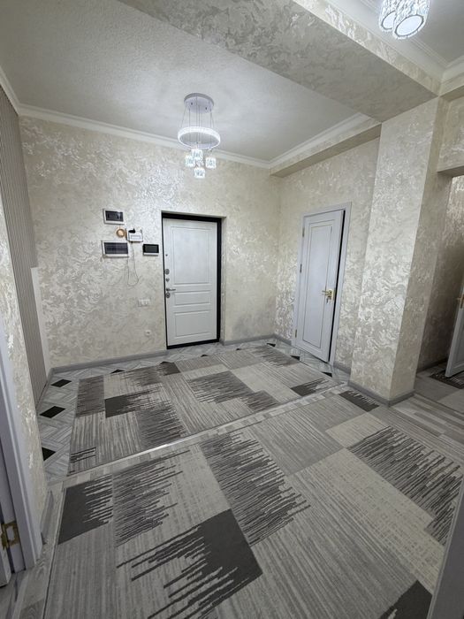 Kvartira Nurafshon Saroy