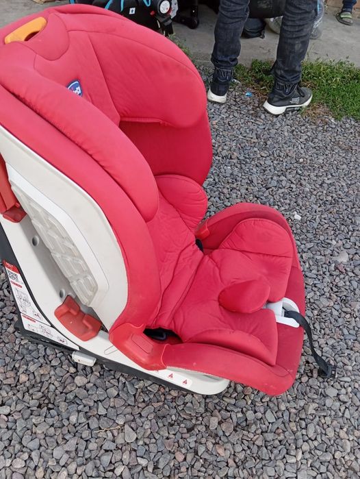Отдам Автокресло