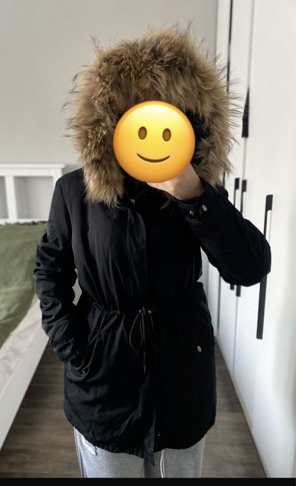 Продам парку,натурпльный съемный мех