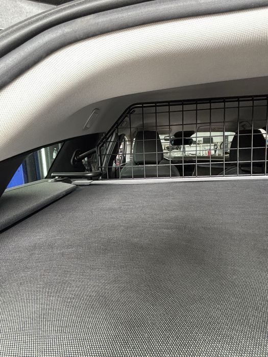 Преграда за кучета за Peugeot 308 P5 комби