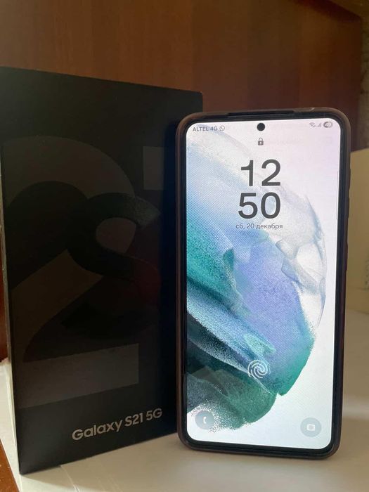 Продам Samsung S21