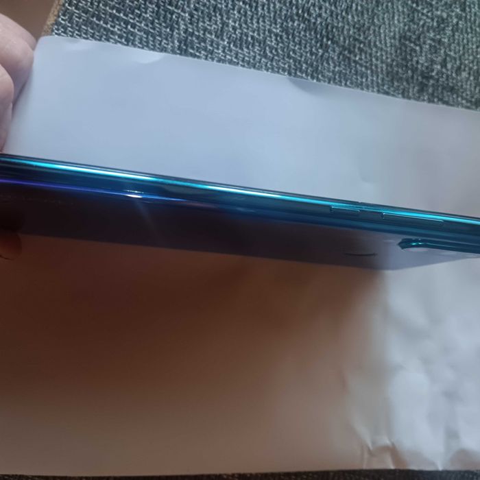 Huawei y7p във отлично състояние