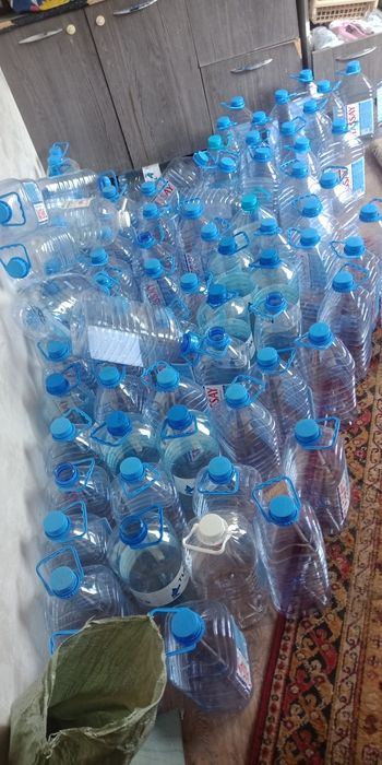 Бутылки 5 литров