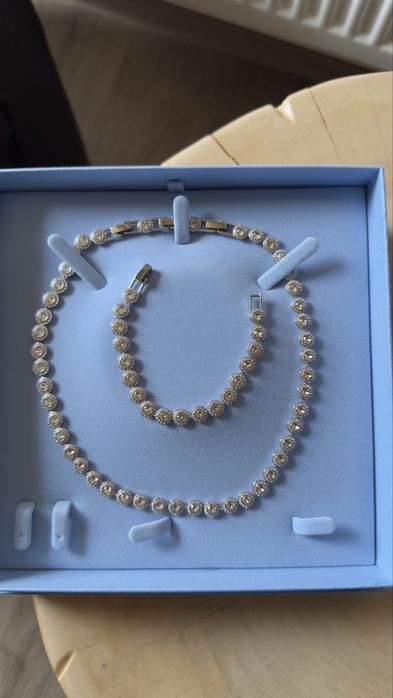 Set colier si bratara Swarovski