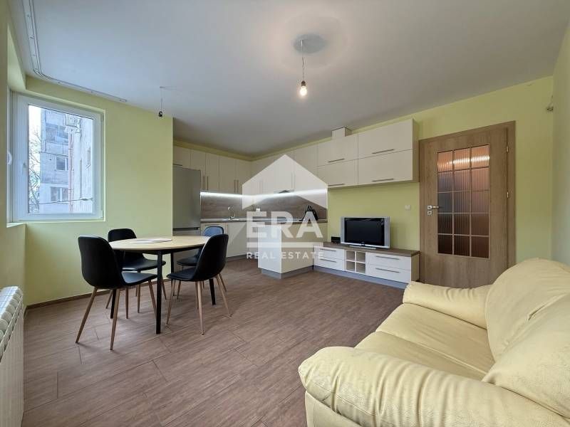 Просторен двустаен апартамент под наем в кв. Лагера