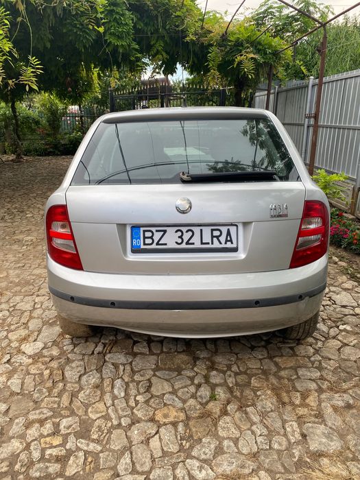 Vând skoda Fabia 1