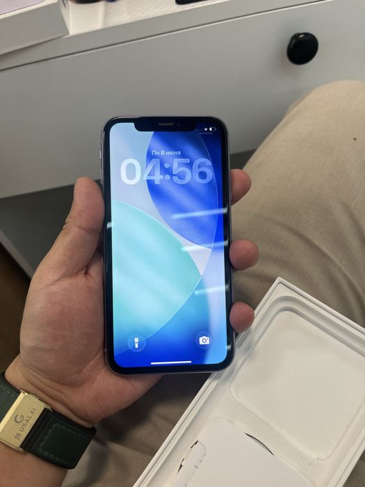 iphone 11 64g продажа