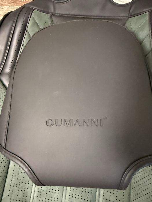 Авточехлы Oumanni универсальные.