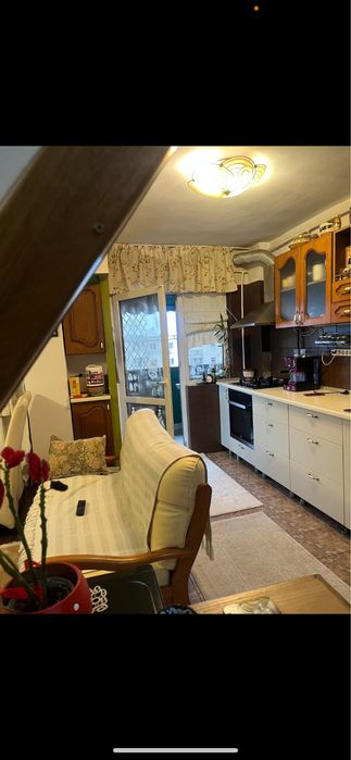 Apartament cu 4 camere de vanzare