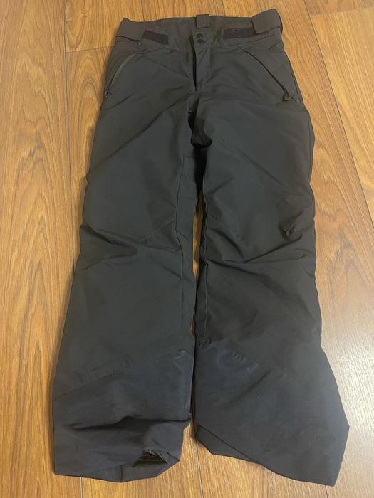 Costum ski reglabil Dechatlon marimea 143-152 ( 12 ani)