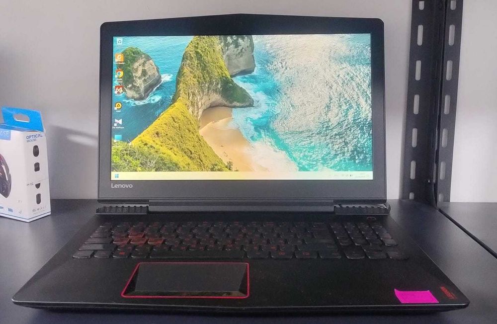 ноутбук Lenovo Y520