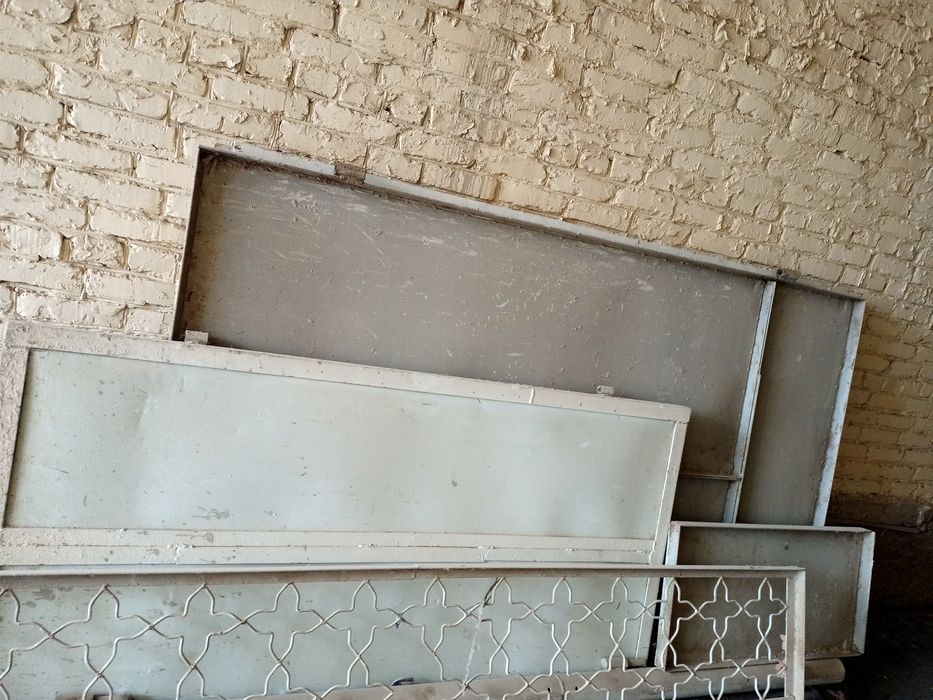 Дарвоза ю/у сотилади