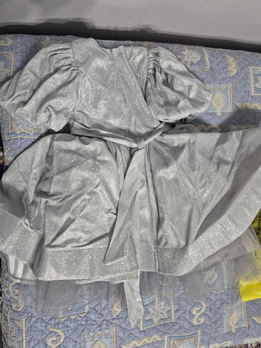 Детское платье серое