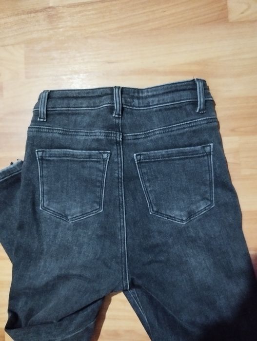 Blugi noi negri s