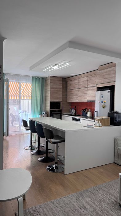 Apartament 3 camere | 70 MP + 47 MP terase |  Parcare + Boxa