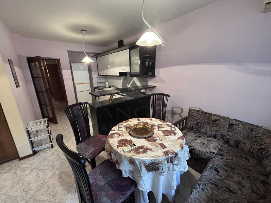 Продава се Тристаен апартамент в Пловдив, Кършияка - 104 кв.м за 1827 €/кв.м - Снимка #3