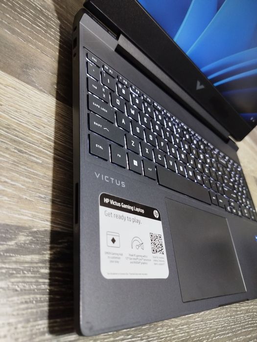 Hp victus Gaming i5-12450H(12-avlod) 8/512gb GTX 1650 4gb 8/512gb