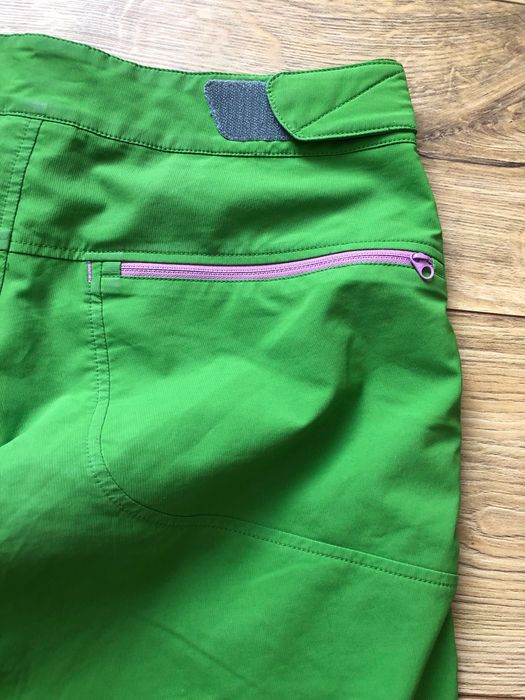 NORRONA-pantaloni scurti , impecabili, pentru dame