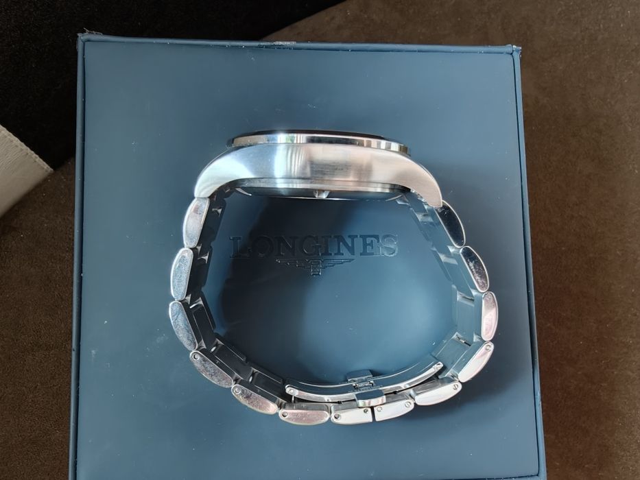 Longines Conquest V.H.P 43mm.- перфектен