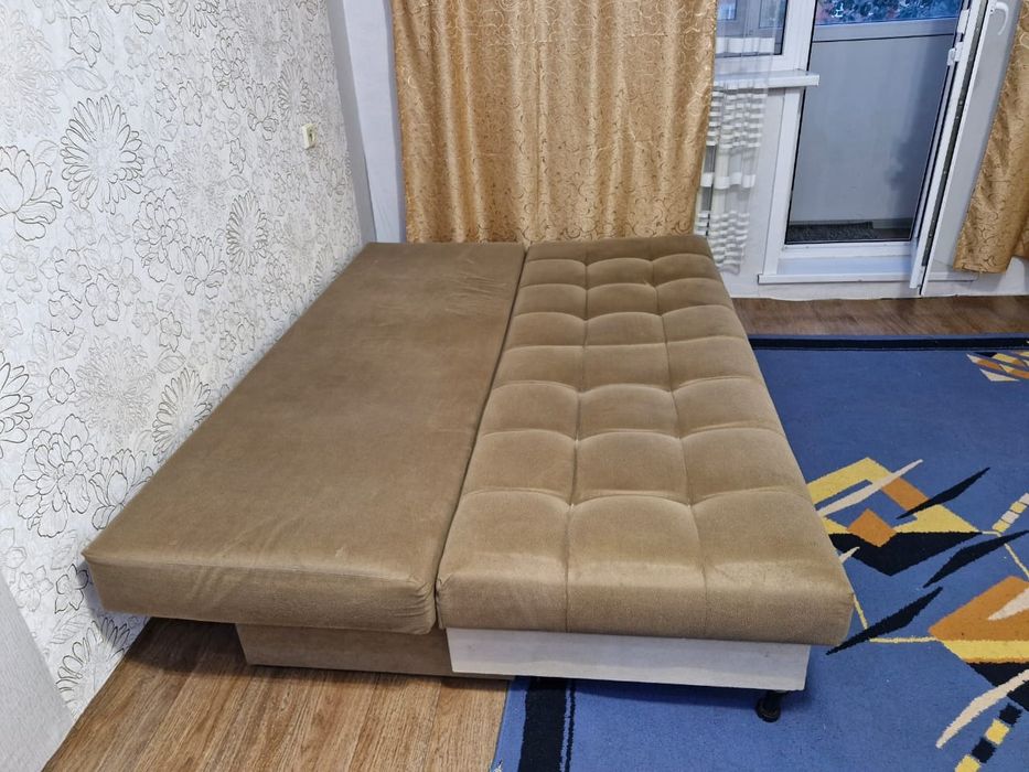 Срочно! Продам диван