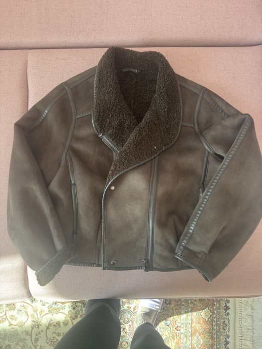 Zara облегченная дубленка