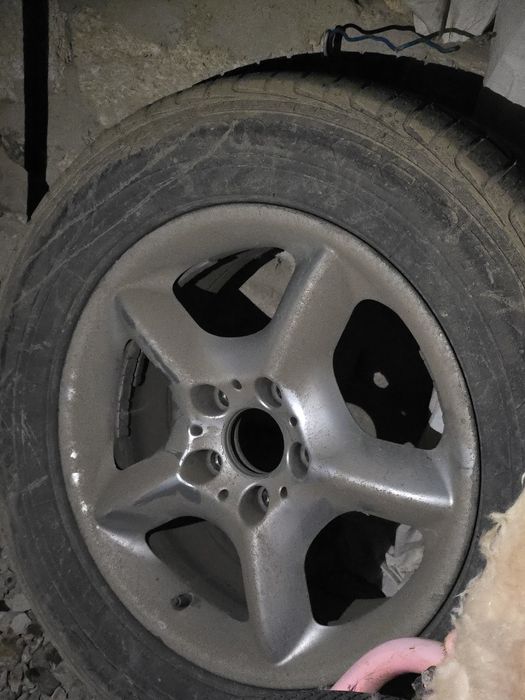 Шины продам для bmw X5