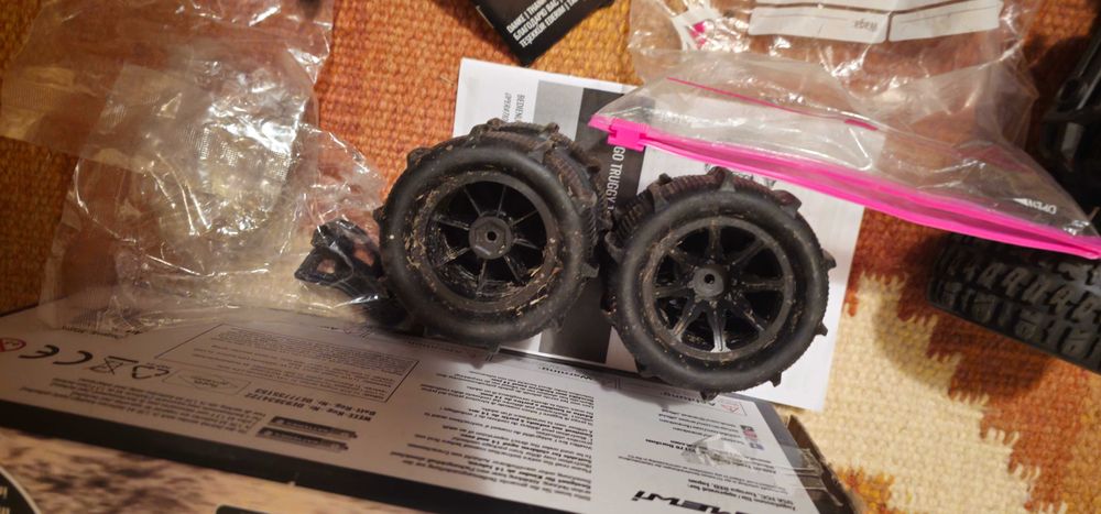 MJX Hyper Go 1/14 Brushless Truggy RTR радиоуправляема количка