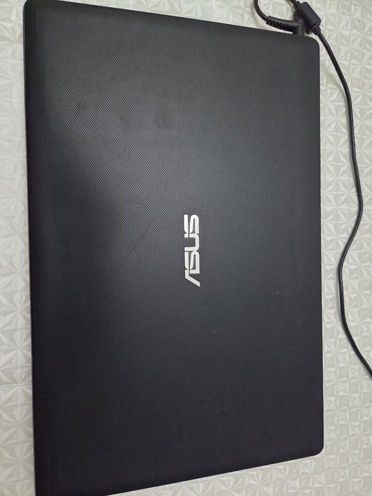 Срочно продаётся ноутбук ASUS I5
