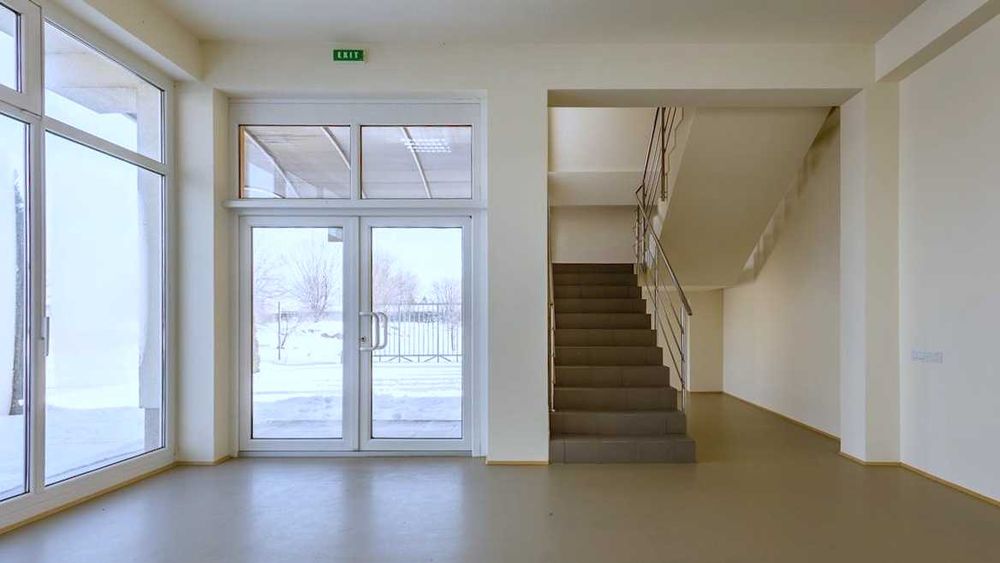 Sediu Firmă/Clinică P+3 Calea Bucuresti: 564mp