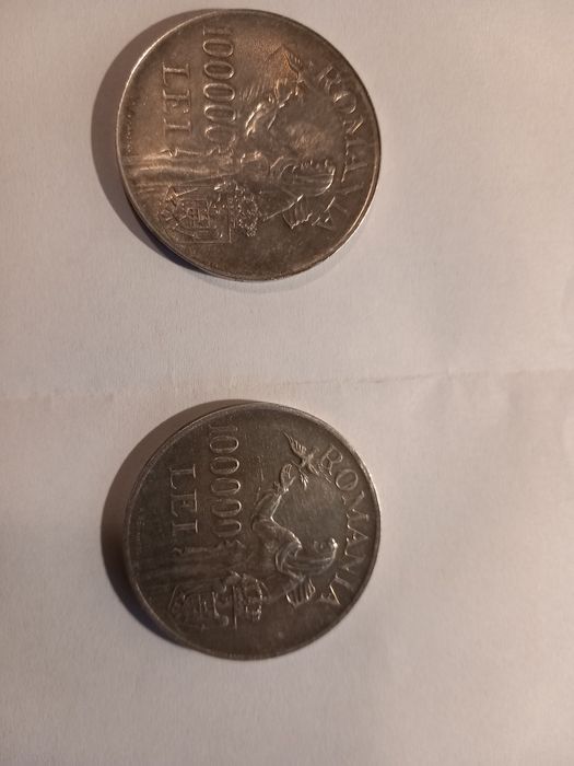 Vând  2 monede argint 100000 lei 1946,regele Mihai 1 al României