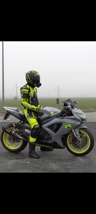 Gsxr 600 k8, Akrapovic