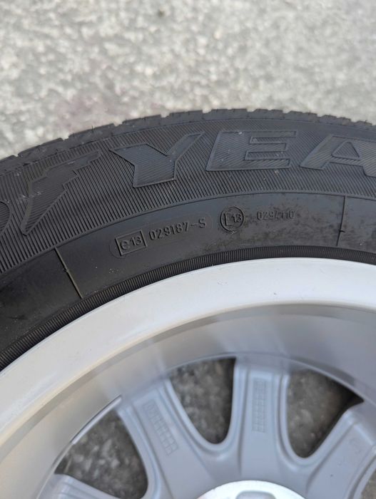 Авариен комплект гума патерица пълноразмерна с инструменти за VW/SKODA/SEAT 195/65/15" 6.5J ET 50 нови