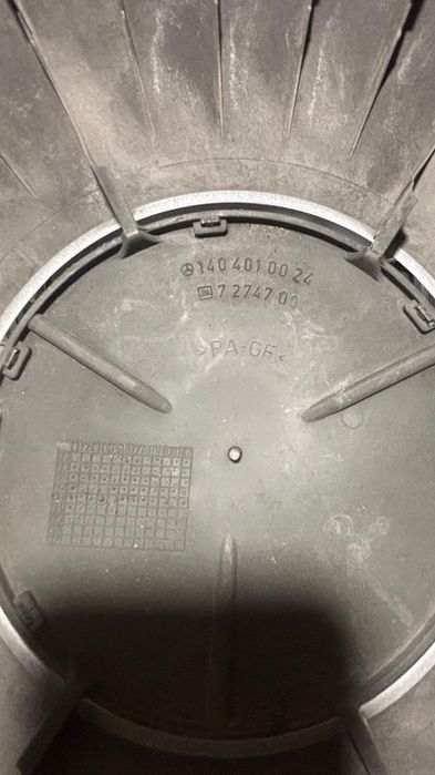 Оргинал колпак на мерседес 140