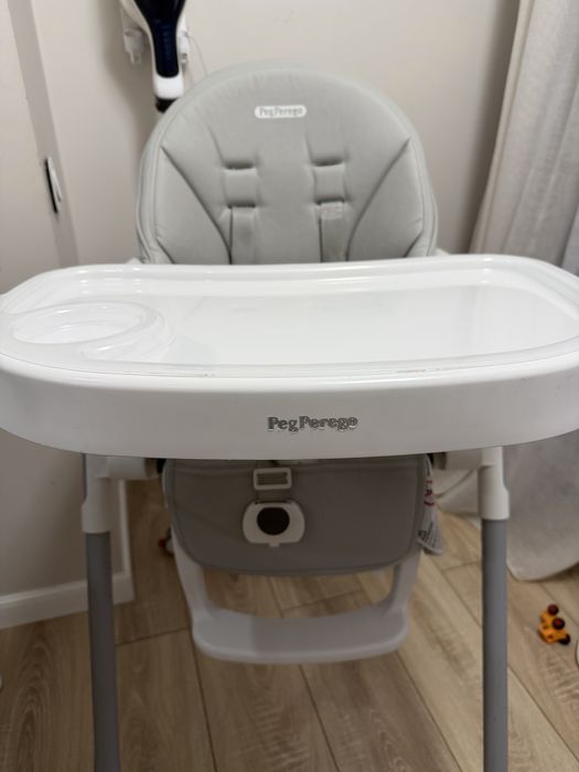 Продаю детский стульчик Peg-perego
