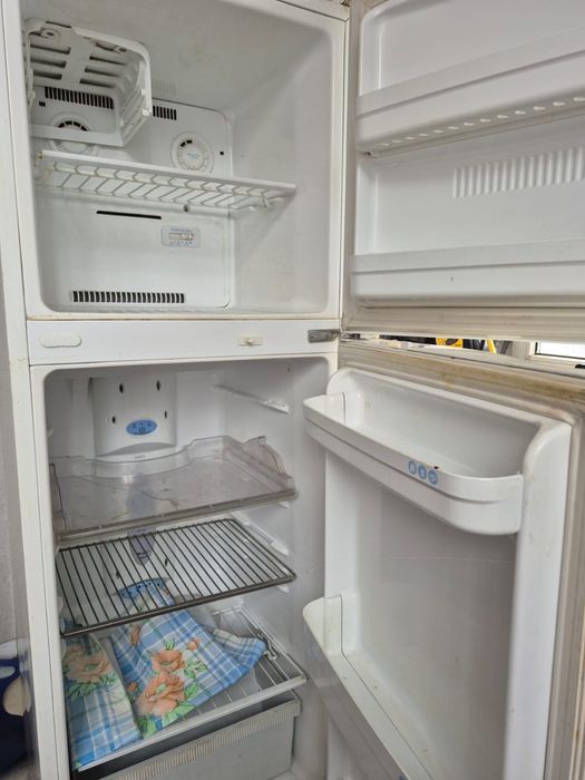 Продаю холодильник