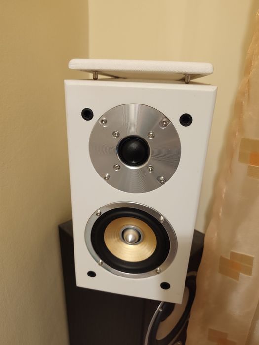 Set  2  Boxe .  Albe.  Auna-Fenton noi 100 de  Wați pe boxă  Super Audio