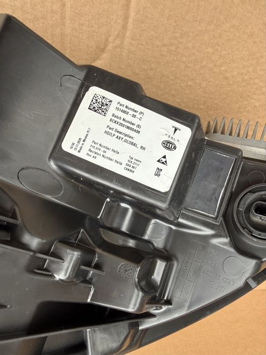 Фар Tesla Model Y 3 | 2020-