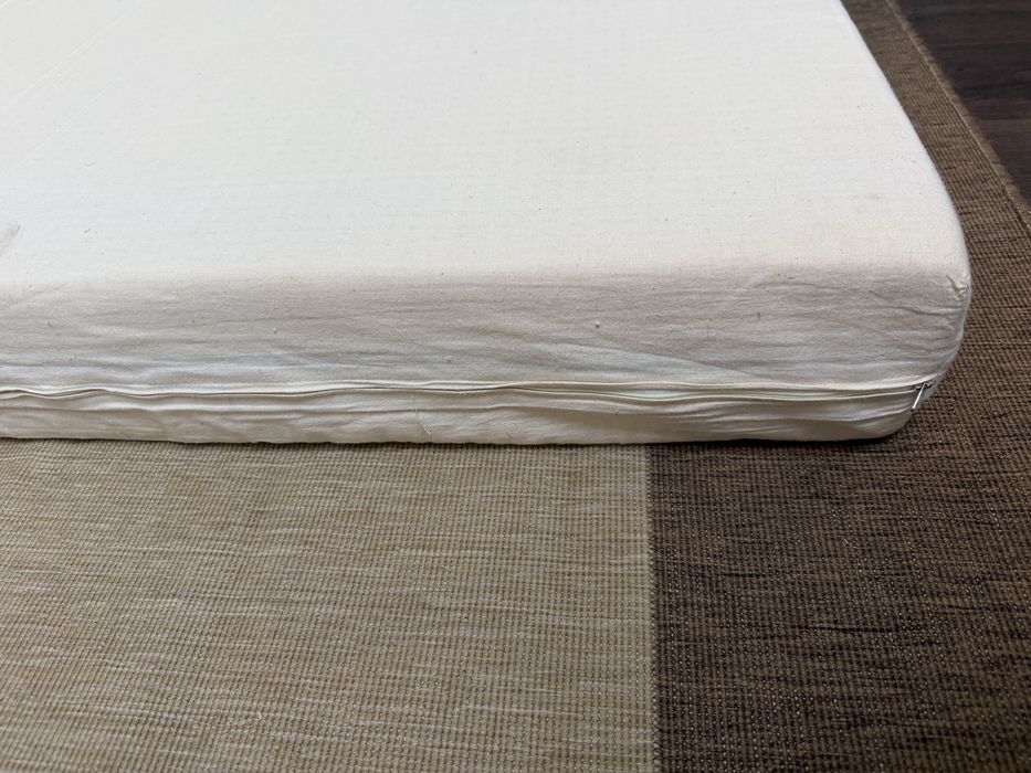 Saltea pat 90/180 cm stare fiarte buna cu husa detasabila