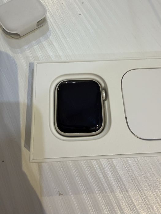 Продавам apple wach series 7