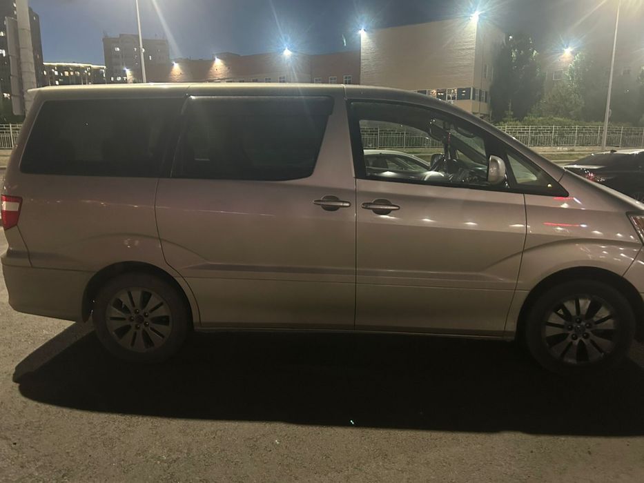 Продам Toyota Alphard